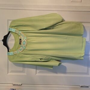 Bob Mackie Daisy Emproidered Top